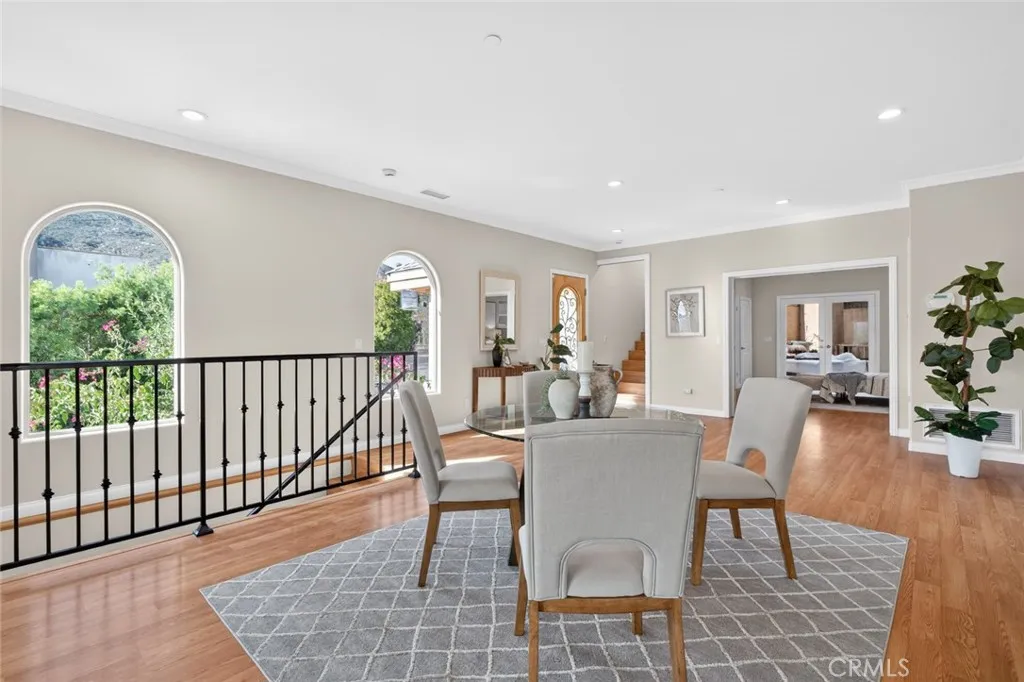https://cdn.realtyfeed.com/cdn/127/306612699/afba381477c79140c4a66f580bdf5d4d.webp