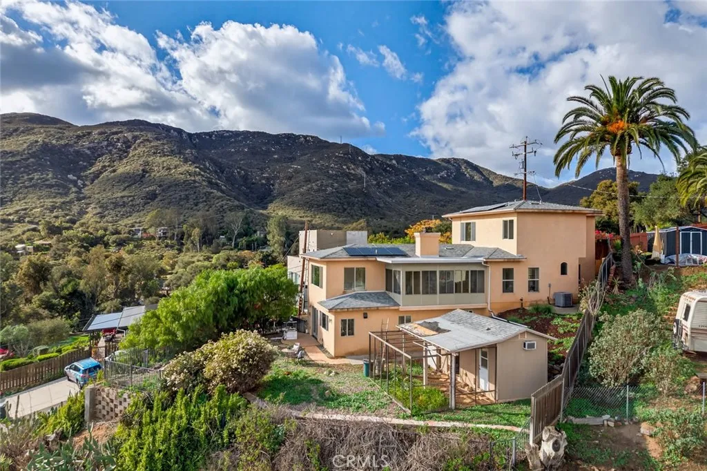 https://cdn.realtyfeed.com/cdn/127/306612699/eb921381c2c6aafe5948c9d0b8ceb13c.webp