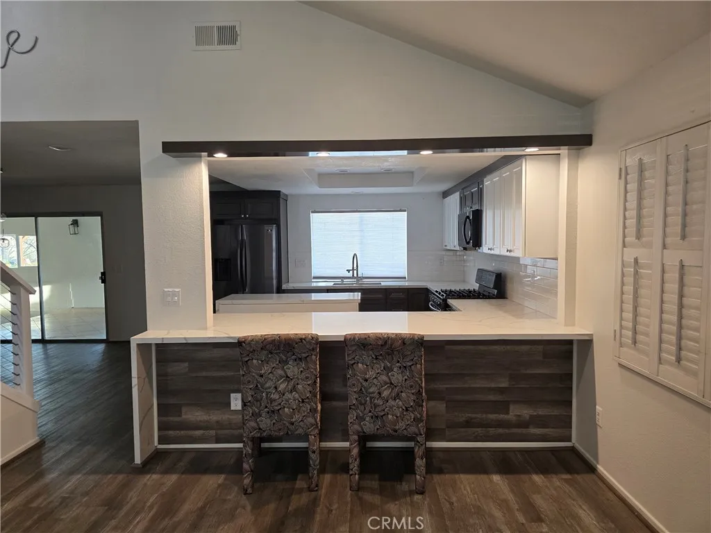 https://cdn.realtyfeed.com/cdn/127/306612864/c7e2f9caac318f1e367d16bce2b3a875.webp