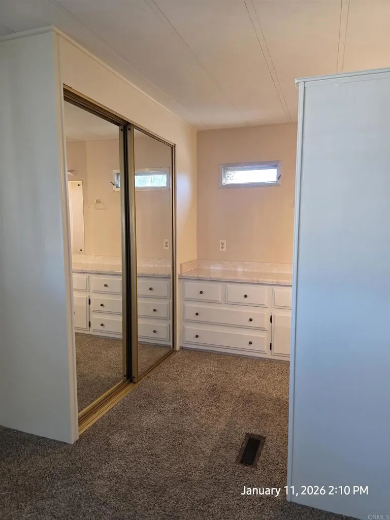 https://cdn.realtyfeed.com/cdn/127/306612894/5794c594127c5792b2e3b384472b19c0.webp
