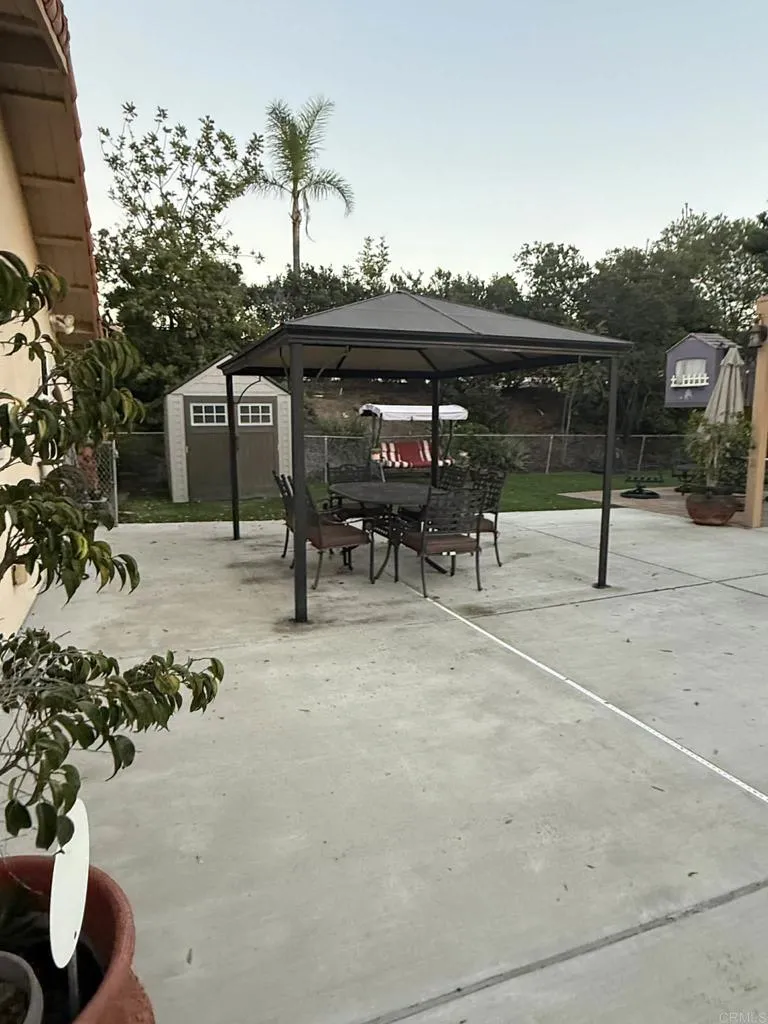 https://cdn.realtyfeed.com/cdn/127/306612918/1719ab4f9ba04ee2870838883482c45c.webp