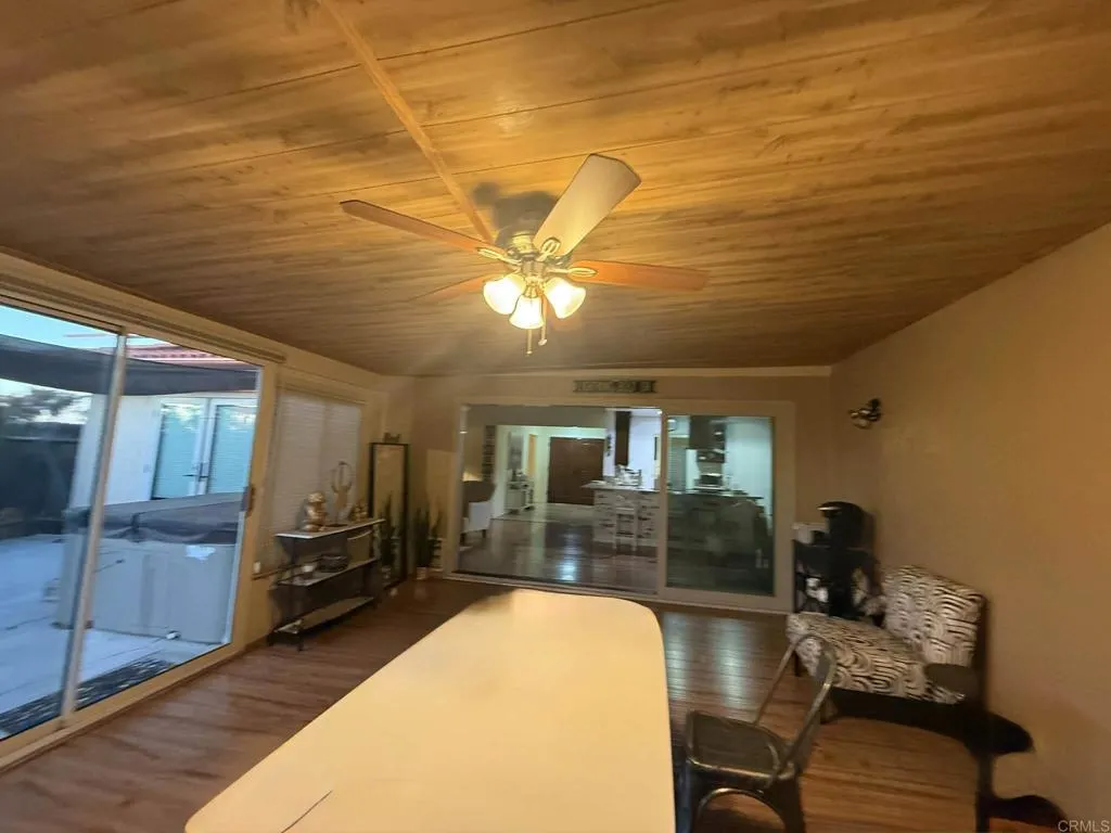 https://cdn.realtyfeed.com/cdn/127/306612918/541821ac4df5ae142577682200481609.webp
