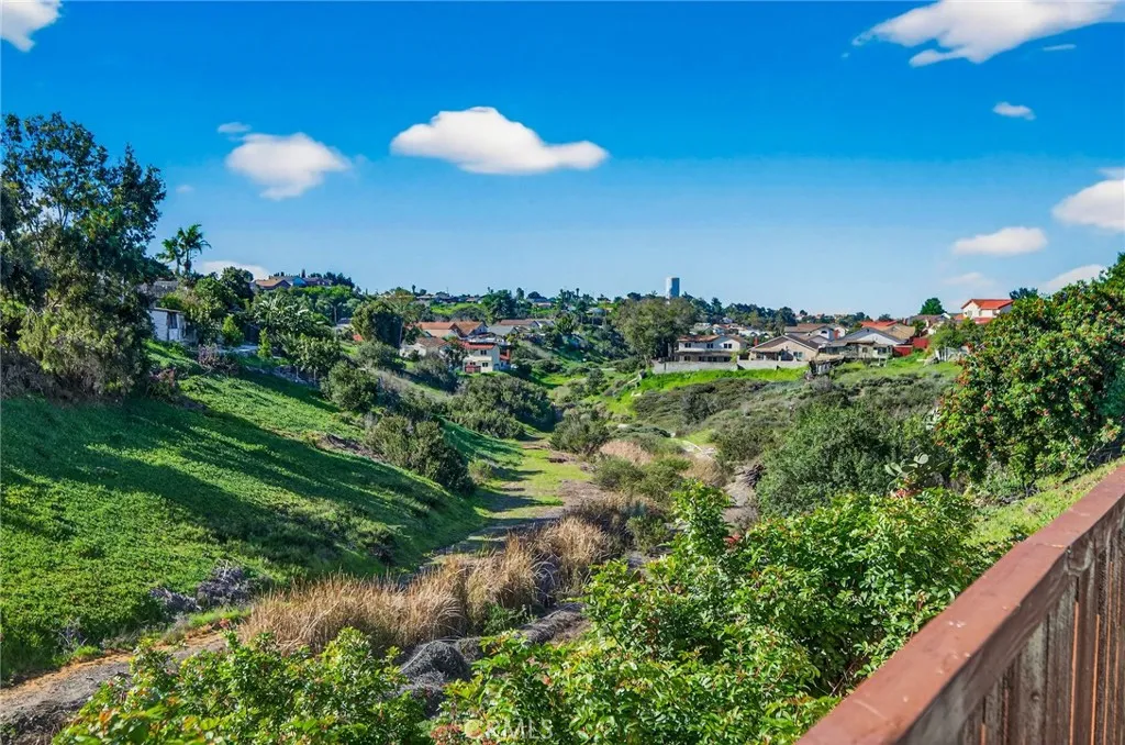https://cdn.realtyfeed.com/cdn/127/306612930/7e591ce2f50e048de4110fd87b82bd7c.webp
