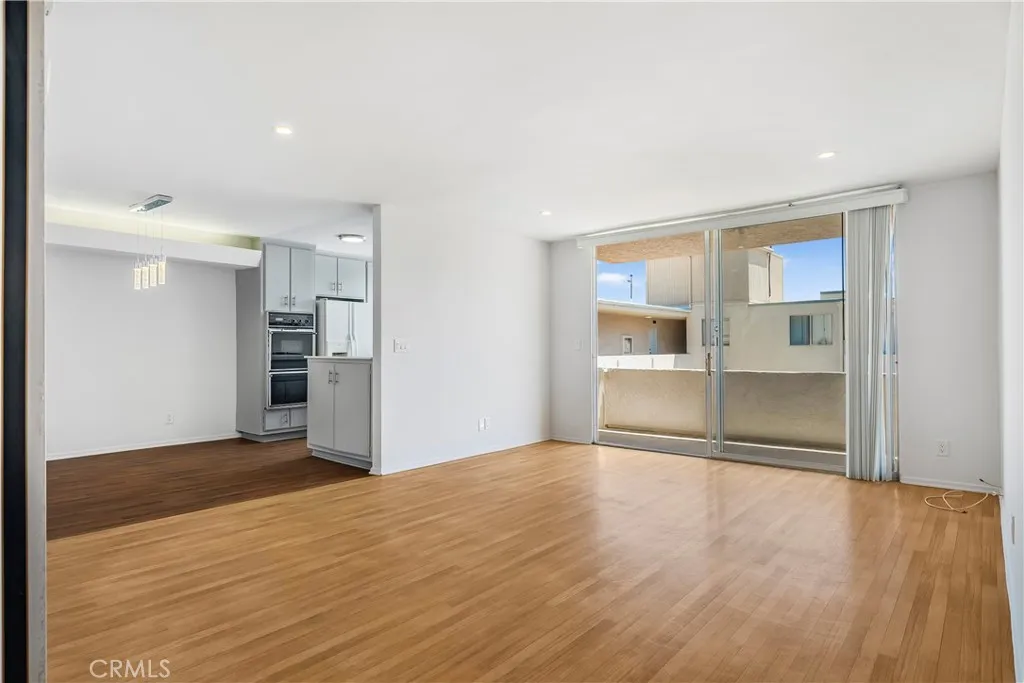 5429 Newcastle Avenue Unit 309, Encino, CA 91316 - Photo 4 of 18, Encino, CA