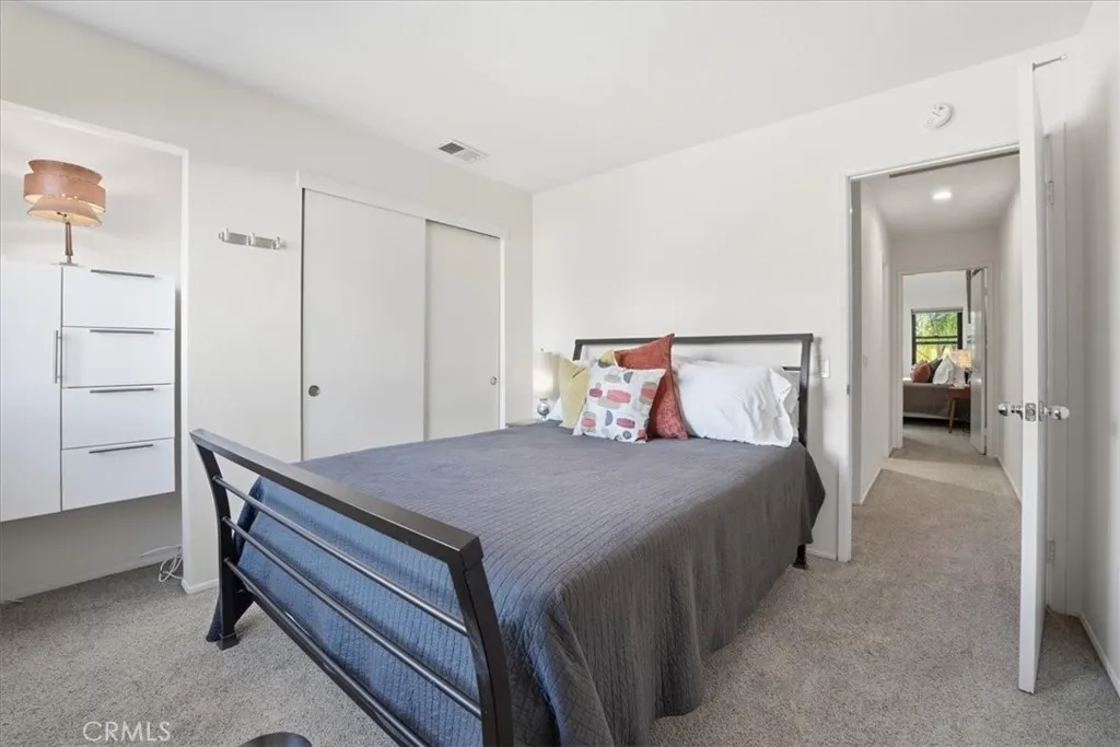 Photo #16: ND26002389 Listing: Photo #16