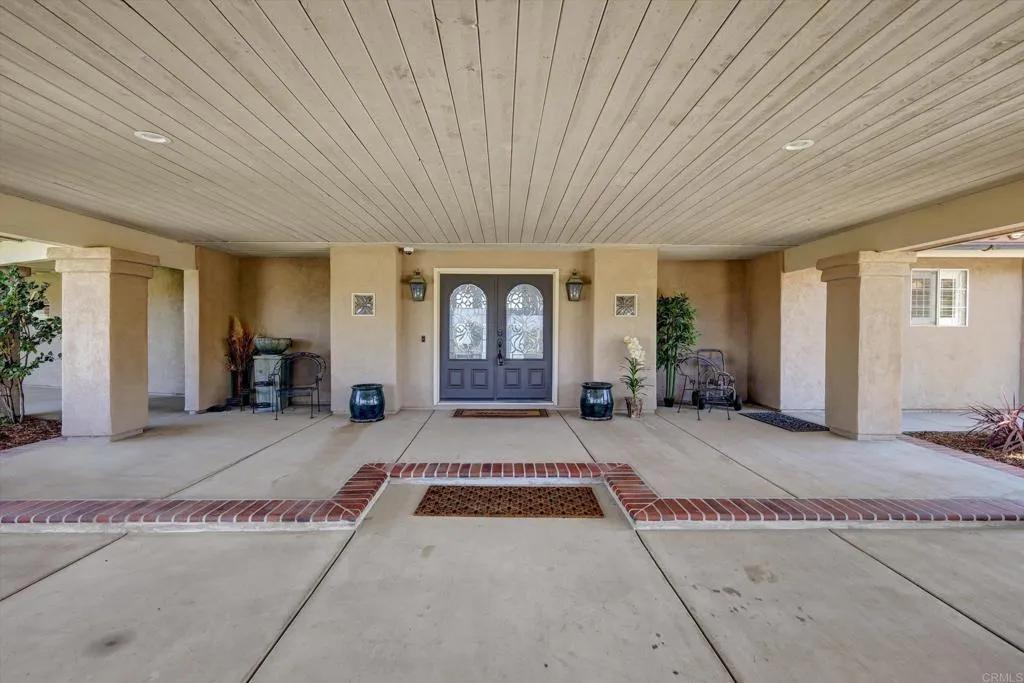 https://cdn.realtyfeed.com/cdn/127/306613114/51506c71cb6a0daef1ea12298981d6ad.webp