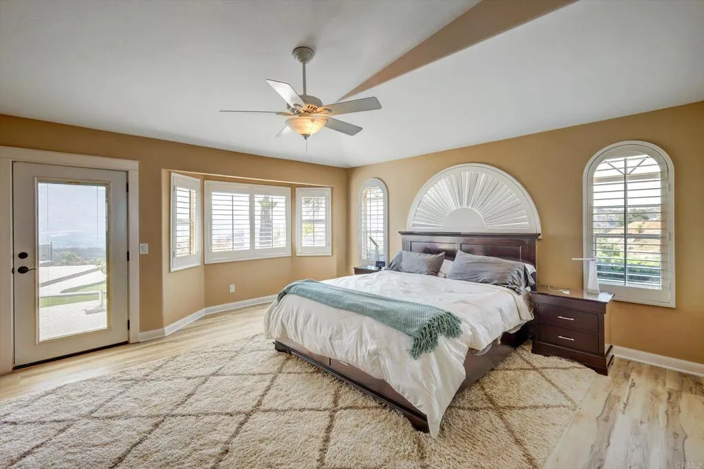https://cdn.realtyfeed.com/cdn/127/306613114/80ea26188a116ba37624f9148b1b3909.webp