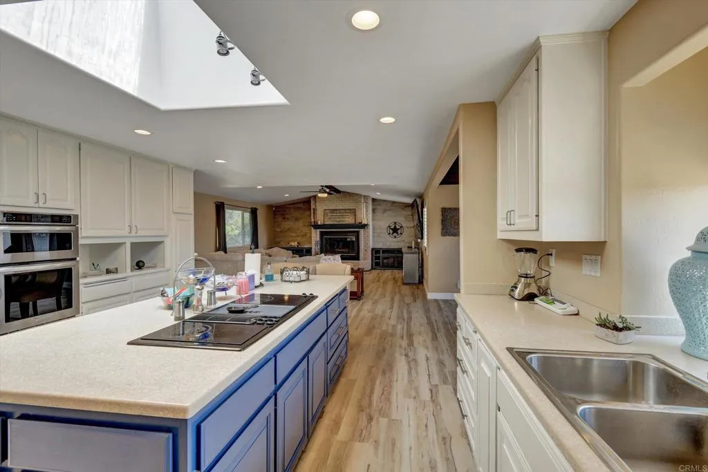 https://cdn.realtyfeed.com/cdn/127/306613114/b41dc84a75eb7a3dbda6f3b1b708c326.webp