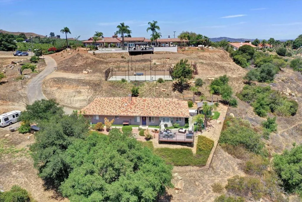 https://cdn.realtyfeed.com/cdn/127/306613114/beb7338ef6030a7a220df61b599f73d8.webp