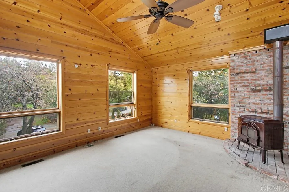 https://cdn.realtyfeed.com/cdn/127/306613127/2718acff09927b6da62dca719a02b8d5.webp
