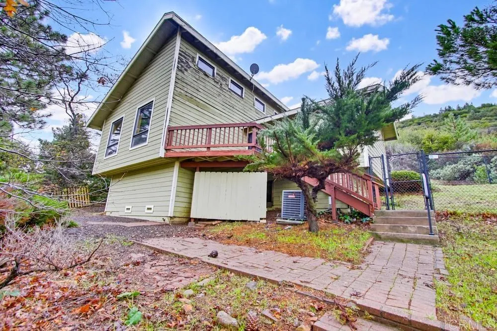https://cdn.realtyfeed.com/cdn/127/306613127/4a8e7d900c152f0ba3d6cfa5924d745d.webp