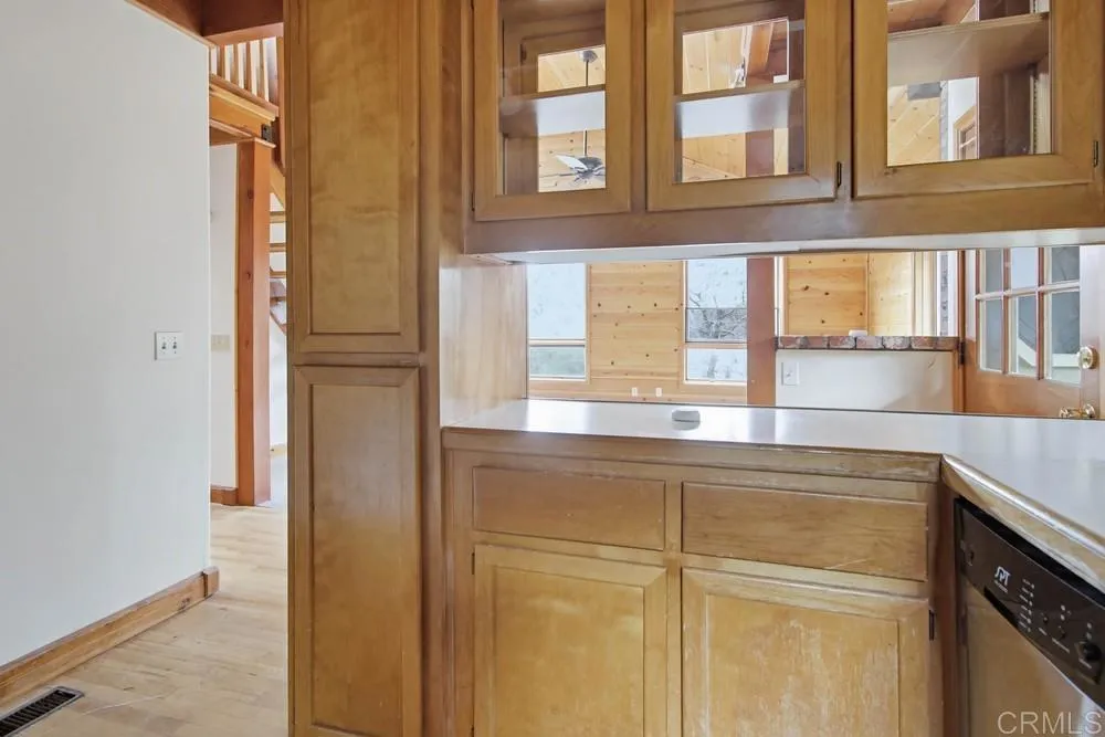 https://cdn.realtyfeed.com/cdn/127/306613127/68e528948d11b1ef4ddd989c684e5e61.webp