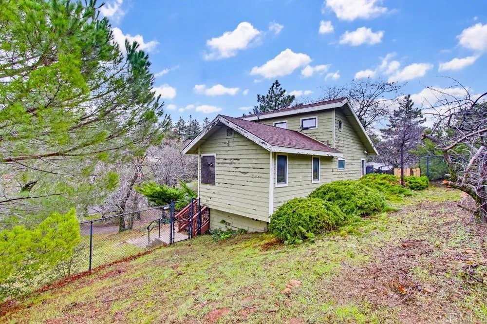 https://cdn.realtyfeed.com/cdn/127/306613127/bd9564c1243f267333aaad60df802545.webp