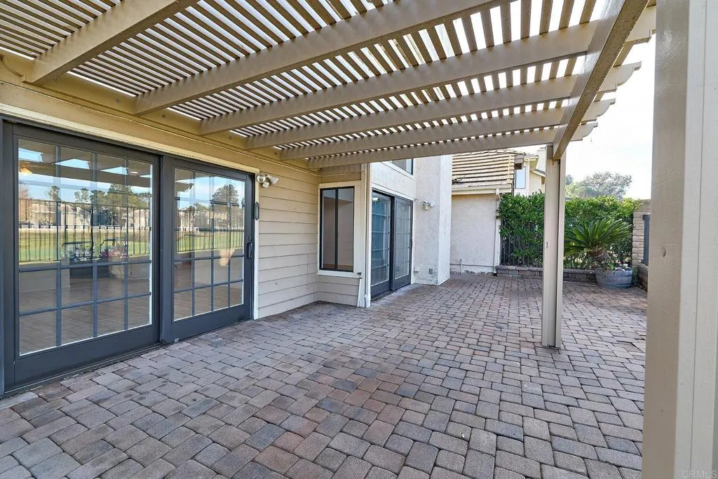 https://cdn.realtyfeed.com/cdn/127/306613158/a4865fcf27f483bdf17d3f597397c26e.webp