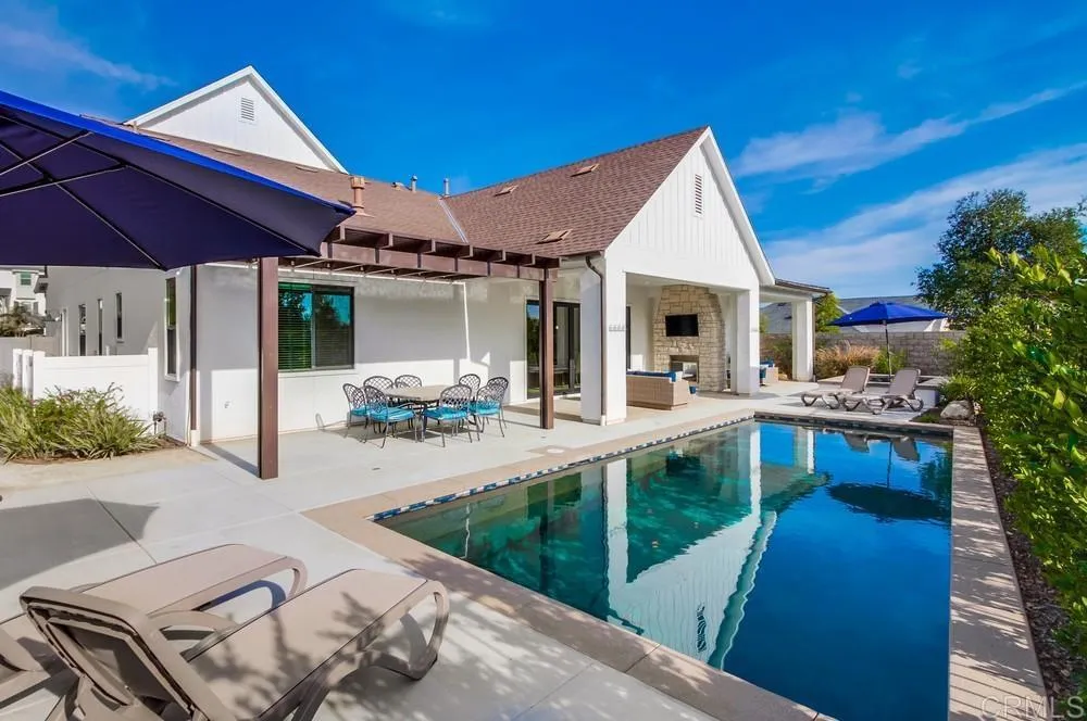 https://cdn.realtyfeed.com/cdn/127/306613169/28dff53bb4bc30004679462a412e7460.webp