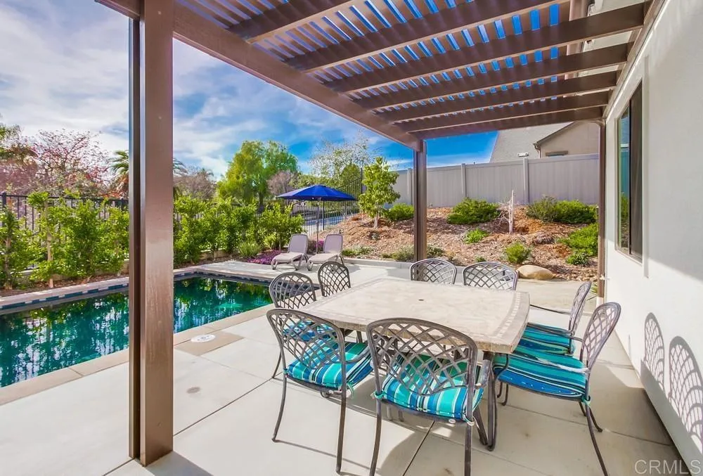 https://cdn.realtyfeed.com/cdn/127/306613169/8b99e2037dd7388267b77e0f1802d90e.webp
