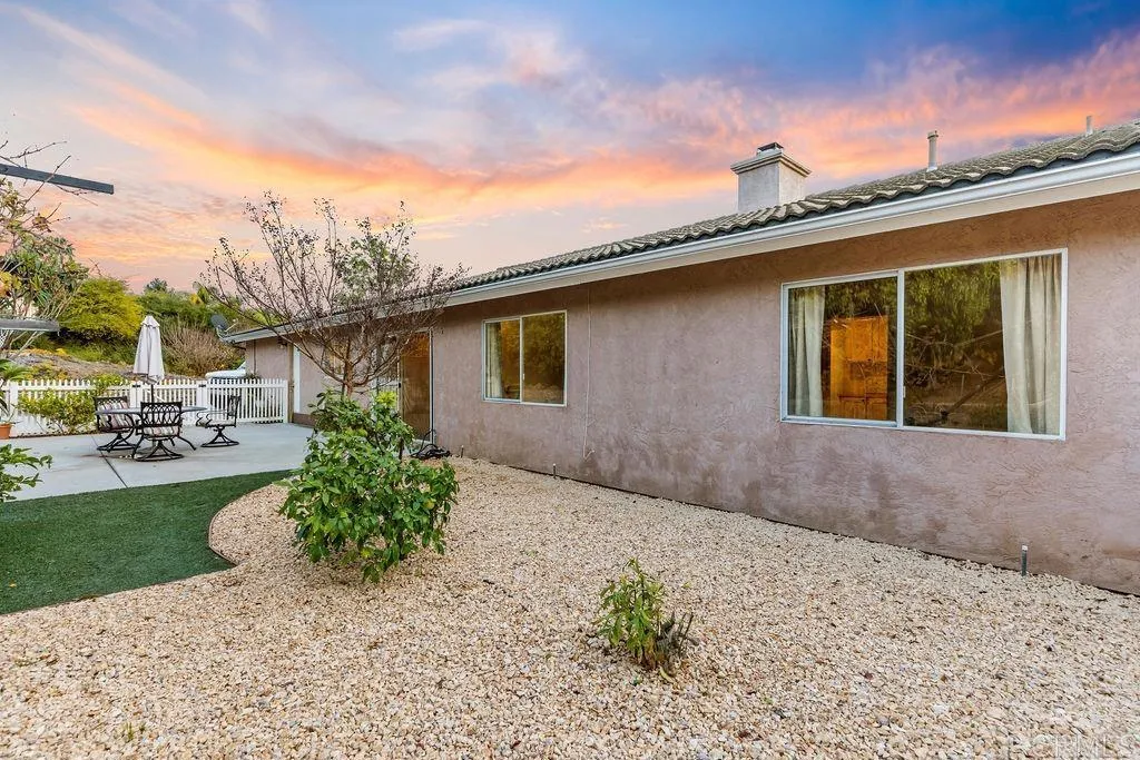https://cdn.realtyfeed.com/cdn/127/306613191/58809ab162d793dabd82834d6c0f1aea.webp