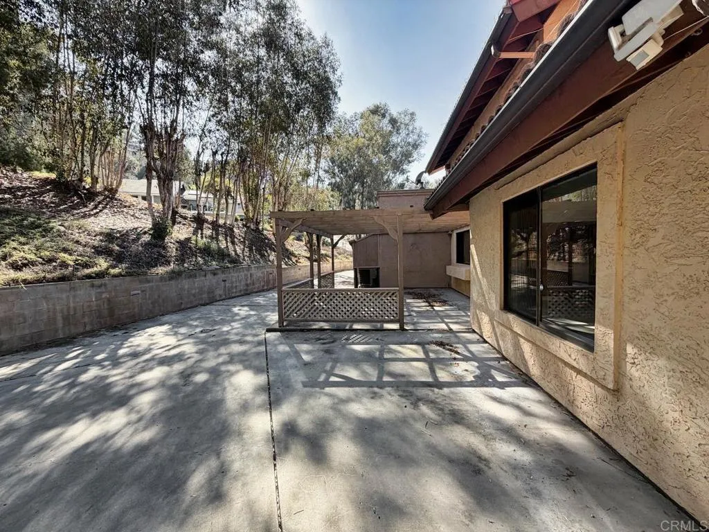 https://cdn.realtyfeed.com/cdn/127/306613220/77a0b441b123e93366be1aa9d04fc912.webp
