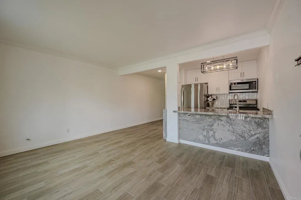 https://cdn.realtyfeed.com/cdn/127/306613231/2e6452ca6f41b68ad7cec1a629ddd179.webp