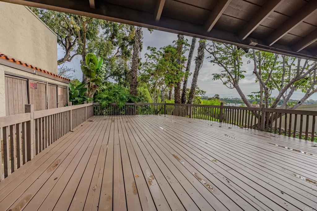 https://cdn.realtyfeed.com/cdn/127/306613231/4c7f644637b4176b00b6ff61422a9089.webp