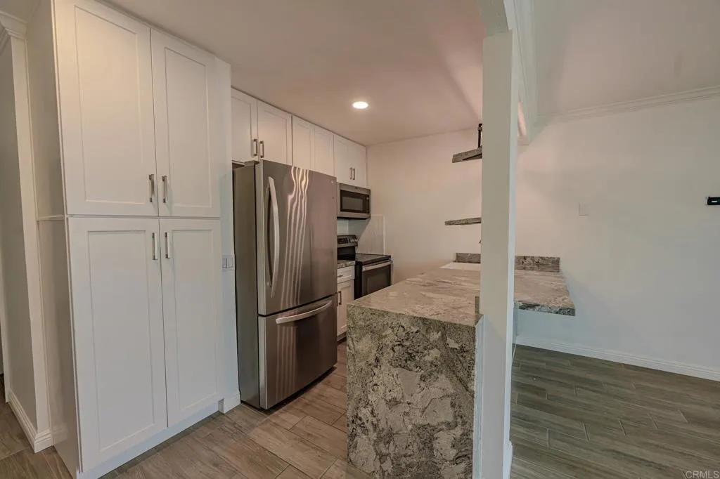 https://cdn.realtyfeed.com/cdn/127/306613231/e573ca1e1d5111c0db210b9a961d09e3.webp