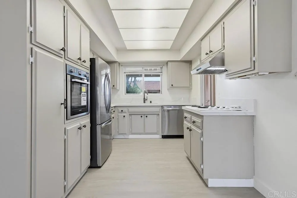 https://cdn.realtyfeed.com/cdn/127/306613234/49775a7d0a1106ec7fcb9f19baed943a.webp