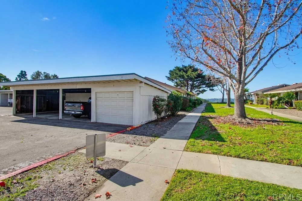 https://cdn.realtyfeed.com/cdn/127/306613234/896d91f2512b537f92c2c3f2a7966318.webp