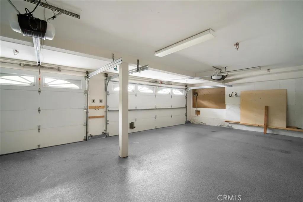 https://cdn.realtyfeed.com/cdn/127/306613257/167329461909aae601598ddb266e3af9.webp