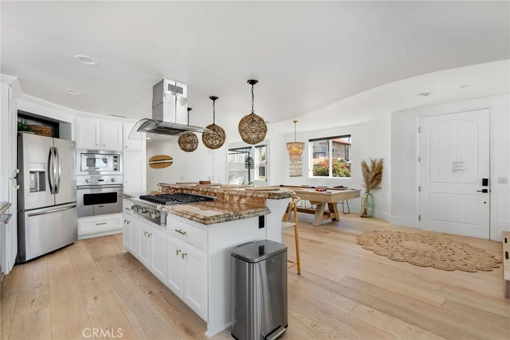 https://cdn.realtyfeed.com/cdn/127/306613257/1922239d8592fd012e14d556406ea5da.webp