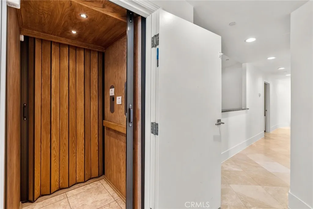 https://cdn.realtyfeed.com/cdn/127/306613257/5bd15dbcbf54954a9848974c8444afac.webp