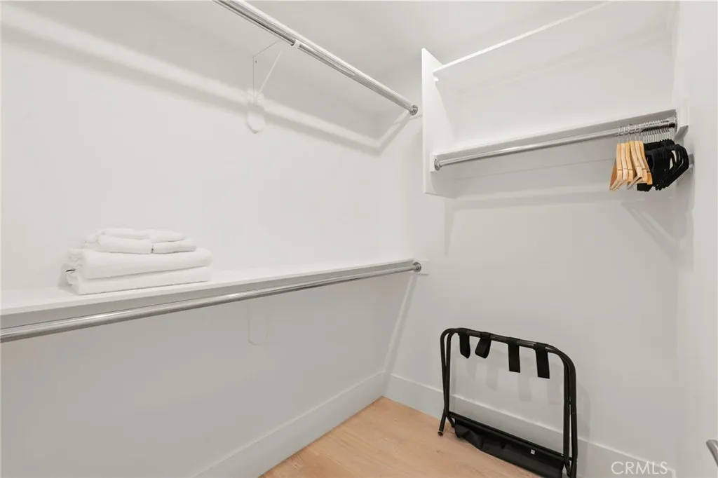 https://cdn.realtyfeed.com/cdn/127/306613257/983ae5fd91178df7f330ea5dbcb0453a.webp