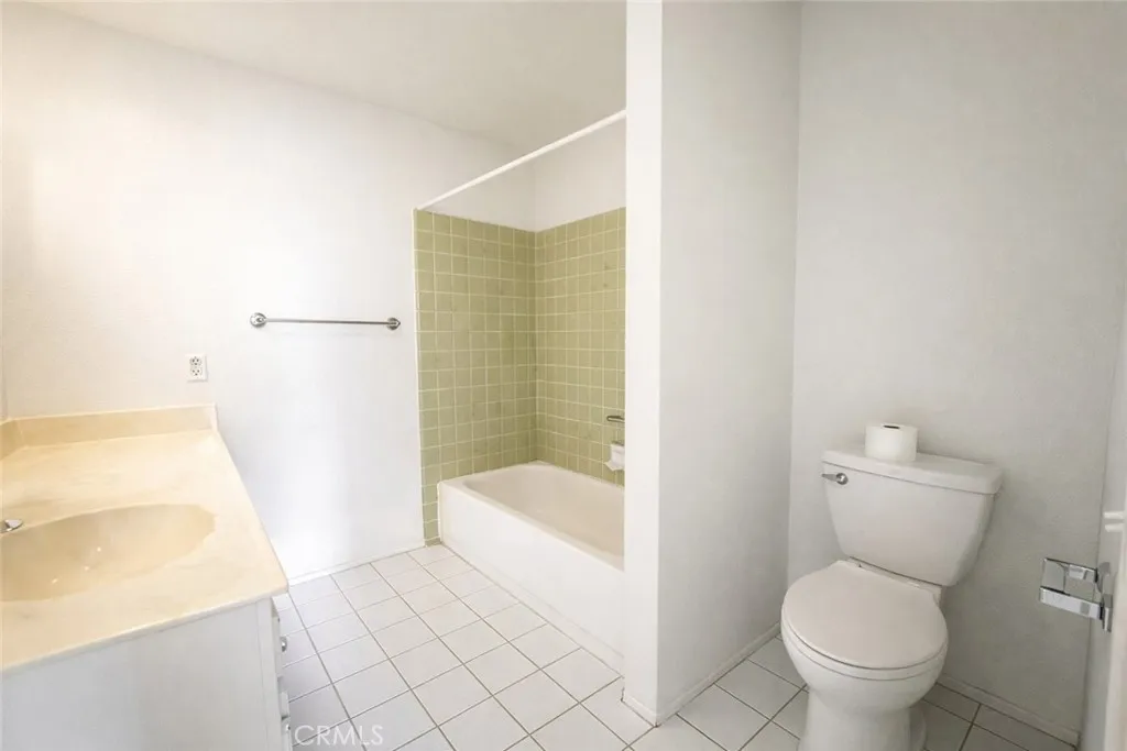 https://cdn.realtyfeed.com/cdn/127/306613264/2df17c7897d956bf6dac19554fb9b5a5.webp