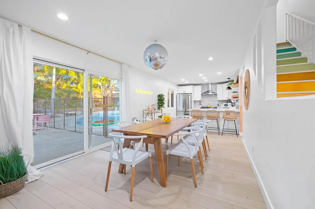 https://cdn.realtyfeed.com/cdn/127/306613271/a222037f535d6567d72cbf5b645620e4.webp