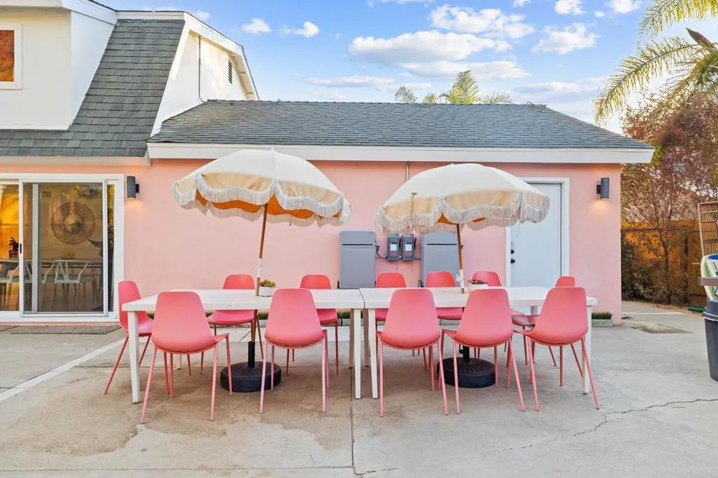 https://cdn.realtyfeed.com/cdn/127/306613271/a2f9984767481e0e5f88f390f4c41956.webp
