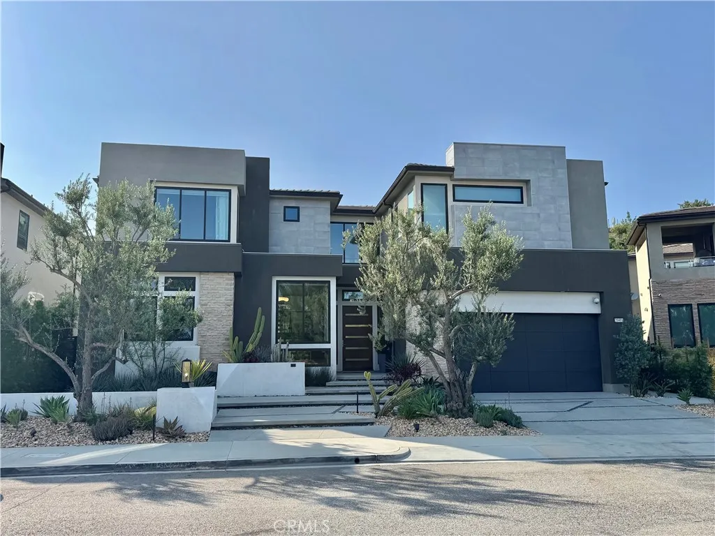 Porter Ranch, CA 91326