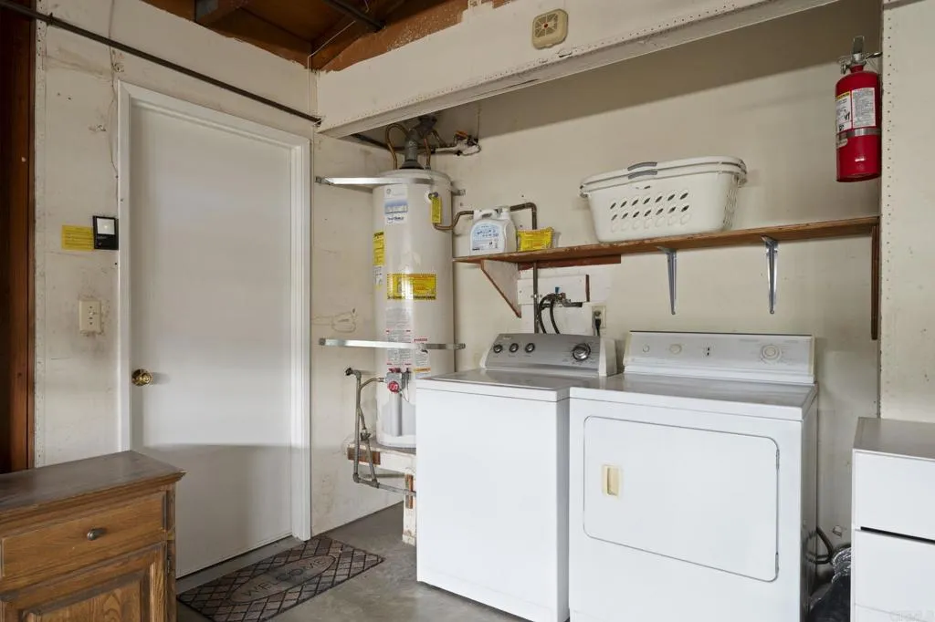 https://cdn.realtyfeed.com/cdn/127/306613403/7ac96588f6264d28d5c571d812c63bd6.webp