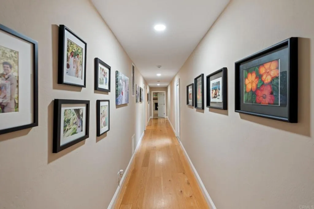 https://cdn.realtyfeed.com/cdn/127/306613411/384c71cc40f25f589c63a4c8f84220db.webp