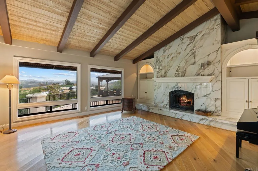 https://cdn.realtyfeed.com/cdn/127/306613411/5f55e93e08d54719e8827b5711d67bad.webp