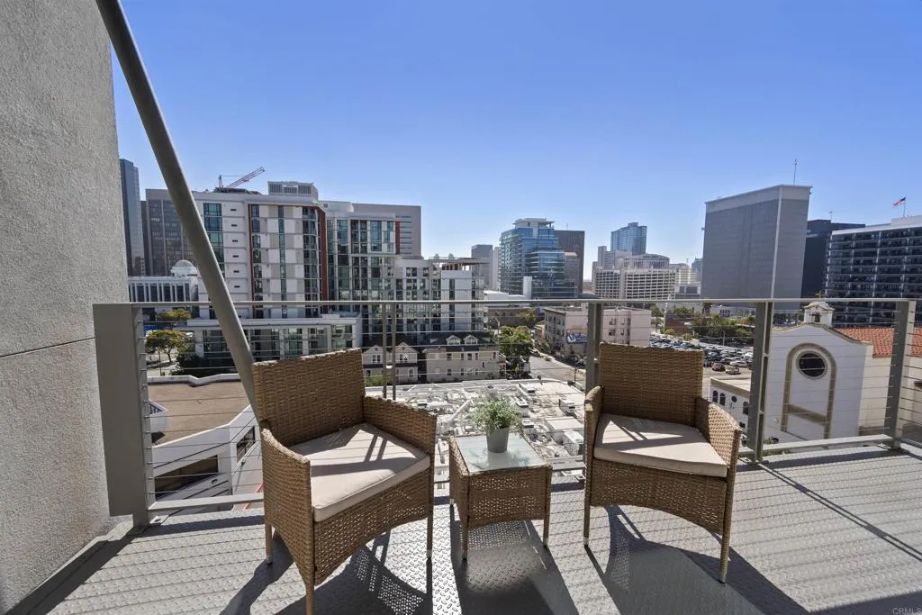 1551 4th Avenue Unit 611