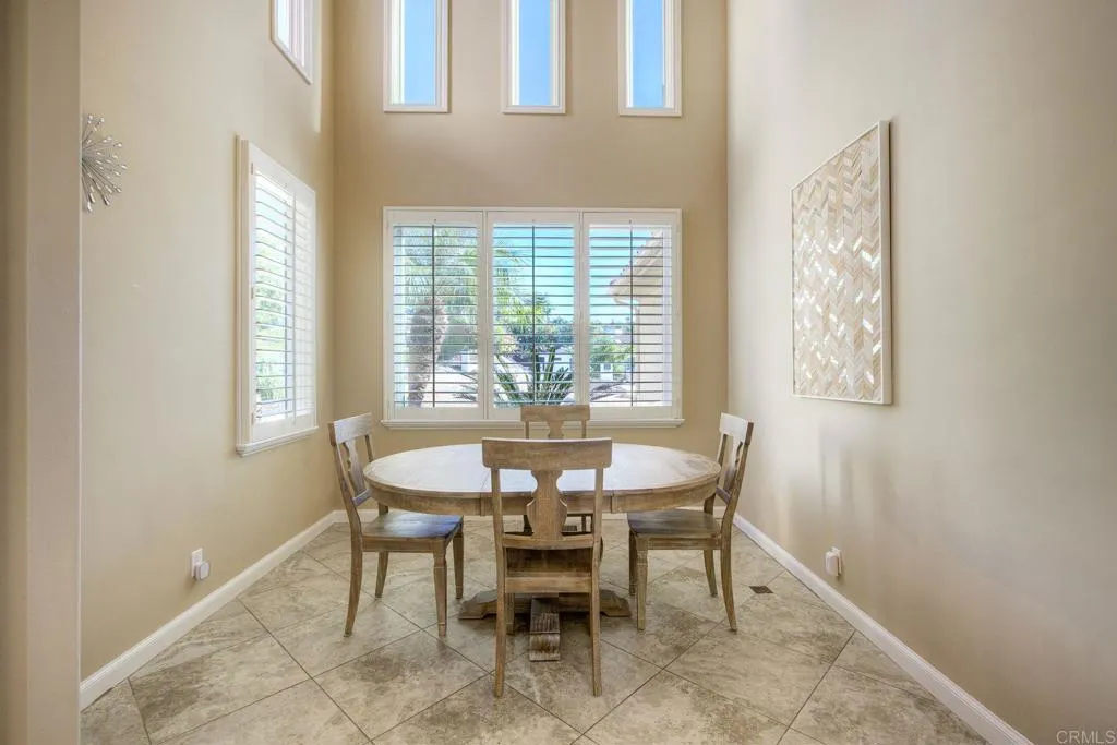 https://cdn.realtyfeed.com/cdn/127/306613501/6c355a960a466468542815ba7ad232be.webp