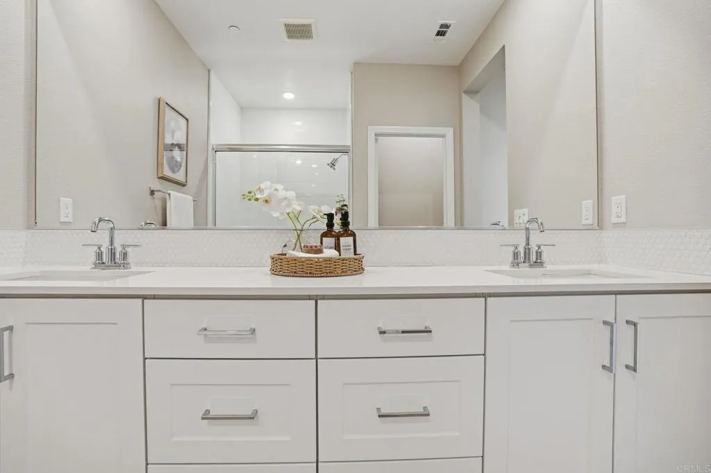 Photo #27: PTP2600147 Listing: Photo #27