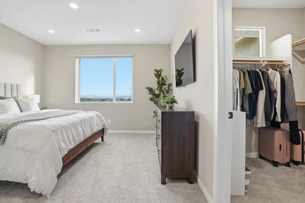 https://cdn.realtyfeed.com/cdn/127/306613504/3df23d23a764cf3883030d0306816b61.webp