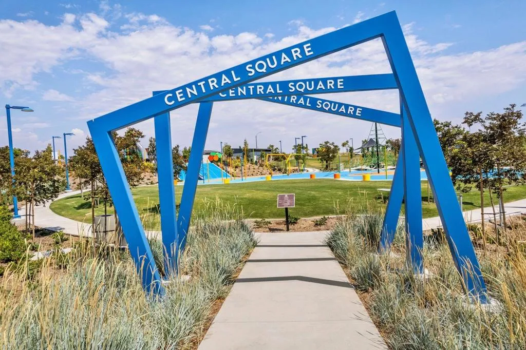 https://cdn.realtyfeed.com/cdn/127/306613504/a0cca2f8c28f913f6ddcc8c93f21b358.webp