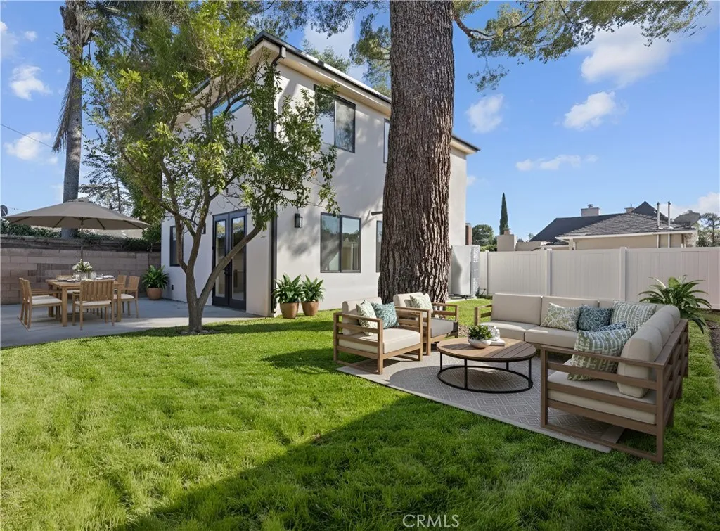 North Hollywood, CA 91602