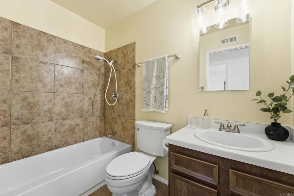 https://cdn.realtyfeed.com/cdn/127/306613671/16d4ae65a0f49aee301b68f3a5a495ef.webp