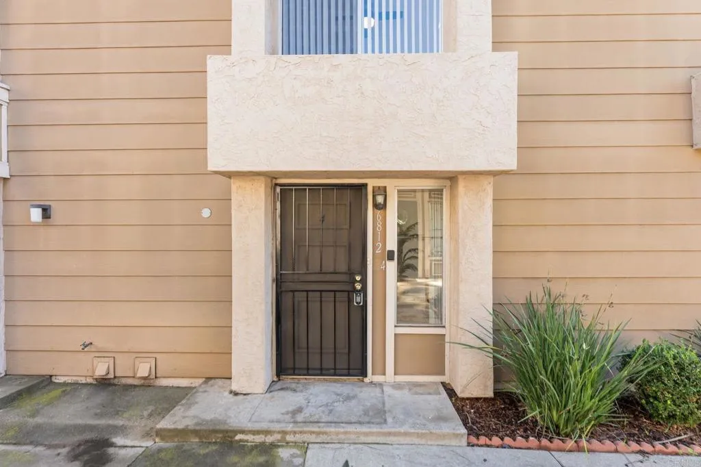 https://cdn.realtyfeed.com/cdn/127/306613671/30ba67465cf8b7effc8dd7144403136d.webp