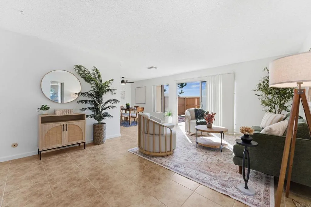 https://cdn.realtyfeed.com/cdn/127/306613671/32d80fb47f70ee81866c99a759d1d8c8.webp