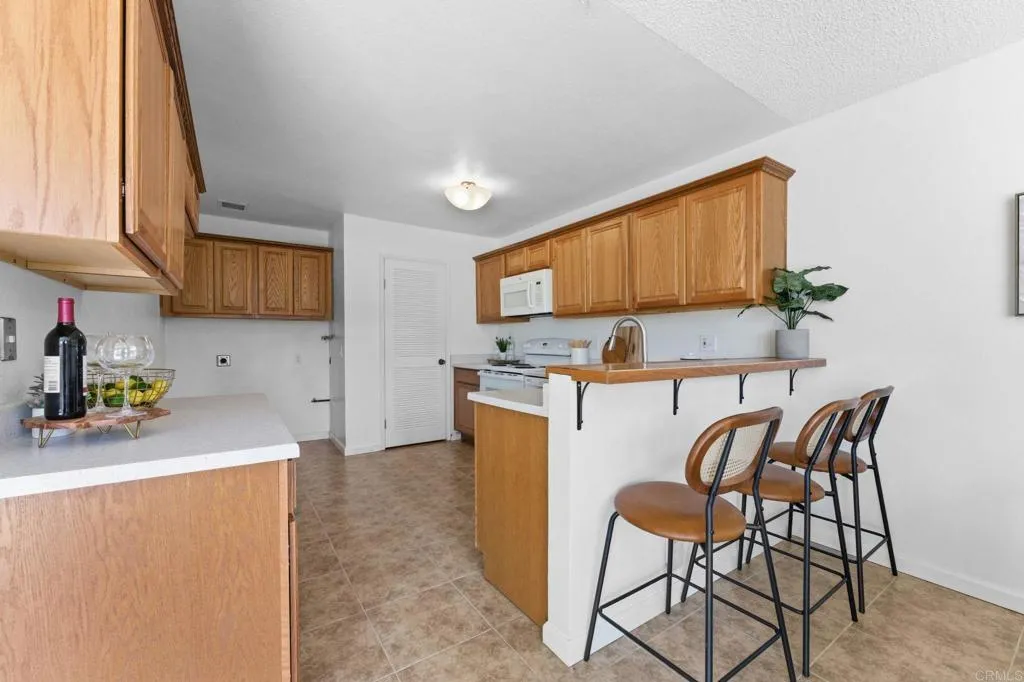 https://cdn.realtyfeed.com/cdn/127/306613671/53de9c57b66b7af17638ce4defd6577f.webp