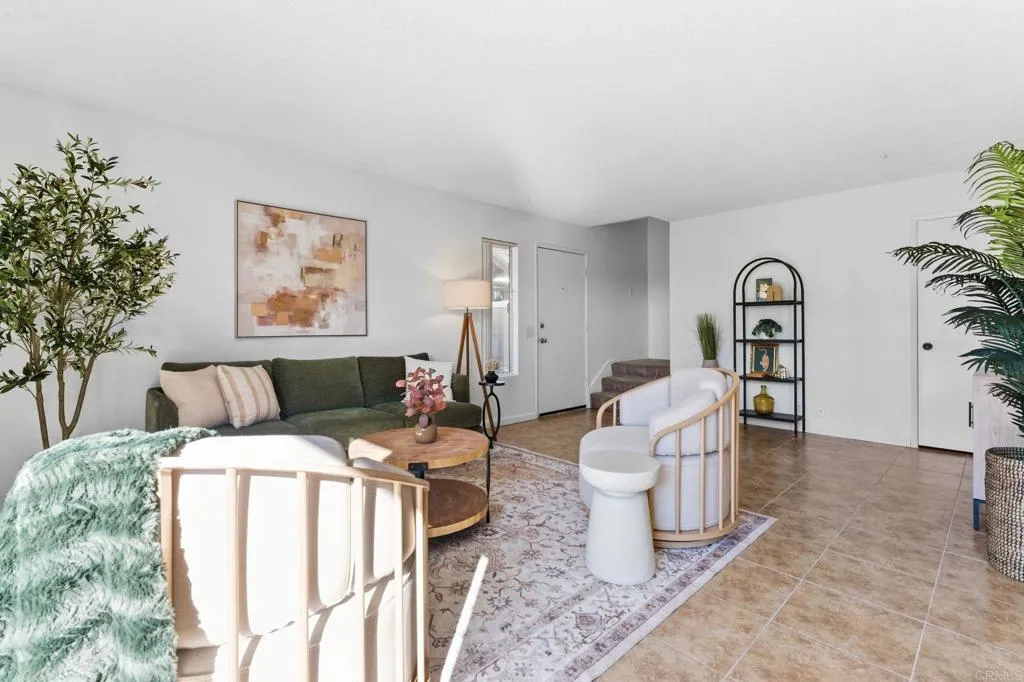 https://cdn.realtyfeed.com/cdn/127/306613671/c8d3b00562461b69658a715bdb36ce29.webp
