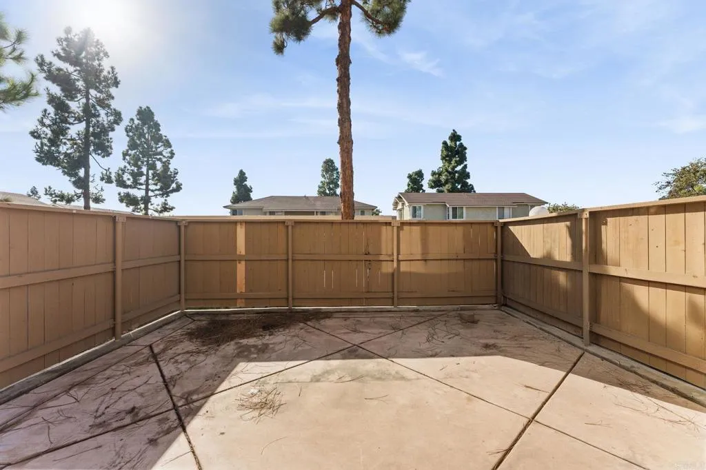 https://cdn.realtyfeed.com/cdn/127/306613671/ddcfb95732f91f3ea9b8b33f26f9bbb5.webp